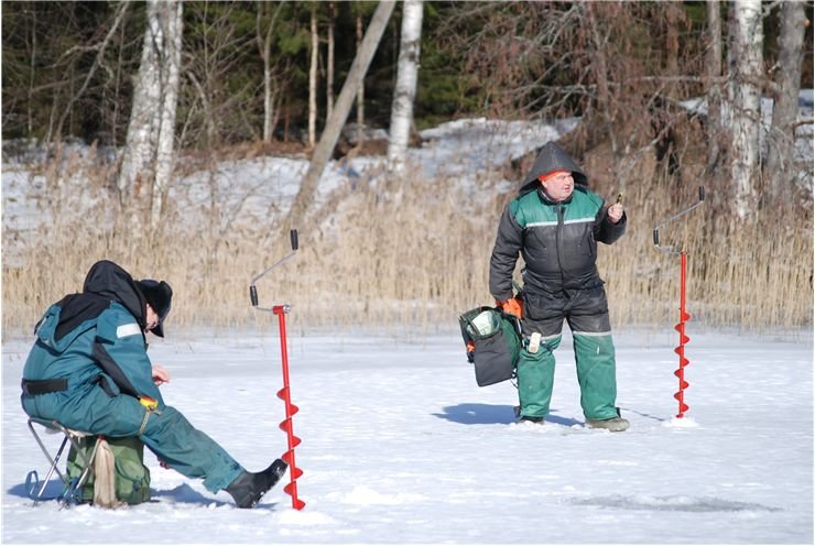 Image: Experience the Thrill of Ice Fishing at the UK's Top Online Casinos